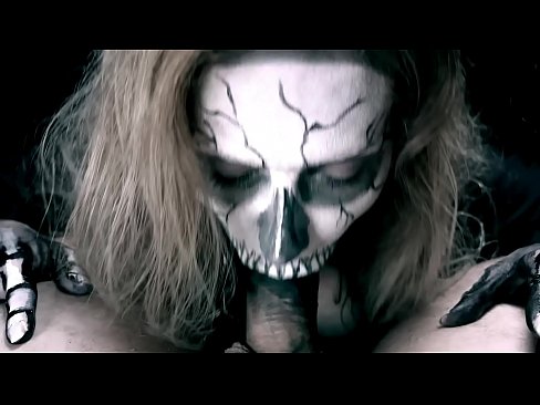 ❤️ Demon nighean sucking cock le a beul dubh agus slugadh cum. ❤❌  Super porn  leinn  ☑