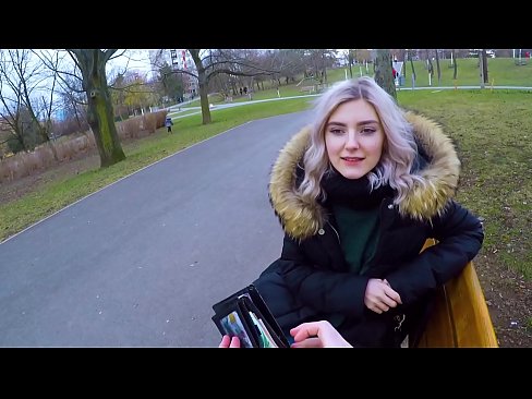 ❤️ Swallows hot cum coigreach airson airgead - blowjob anns a 'phàirc le Eva Elfie ❤❌  Super porn  leinn  ☑